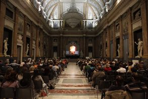 Luce per l’umanit